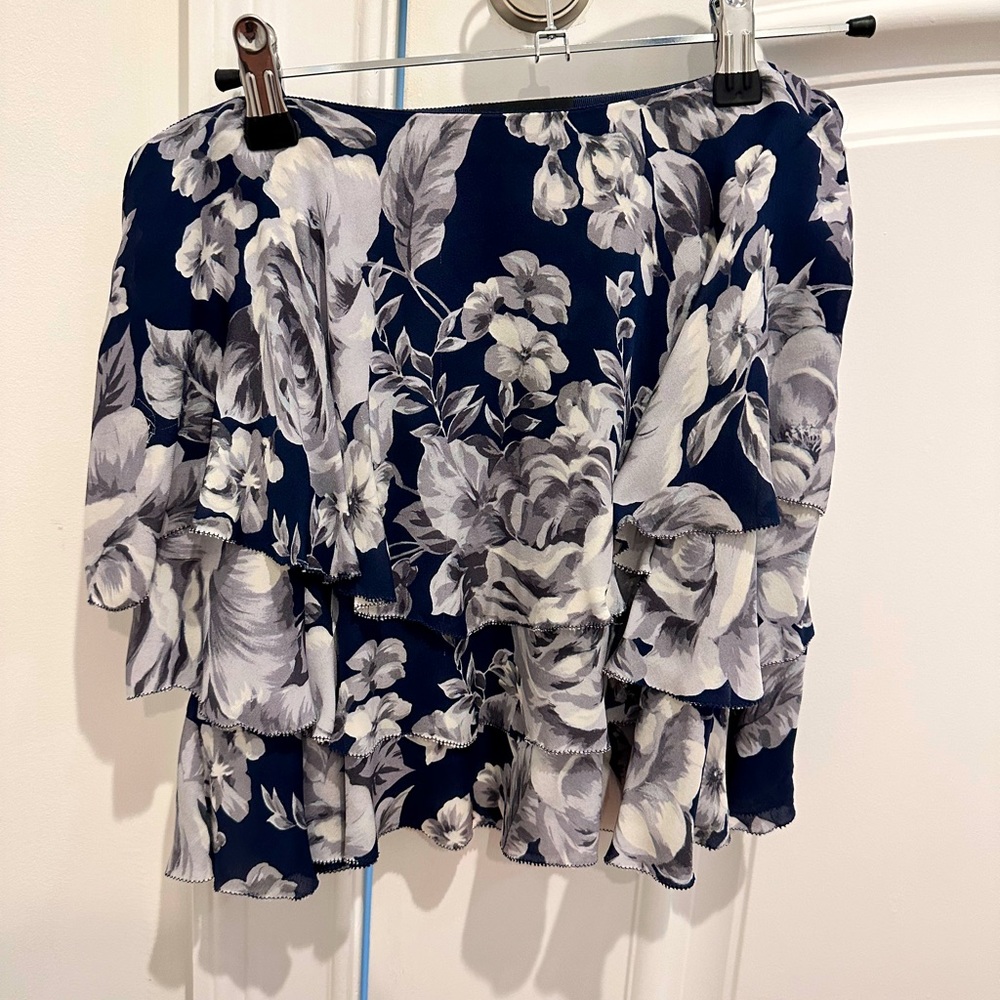 Intermix Floral Tiered Mini Skirt size Petite